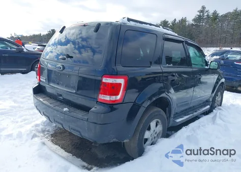 2012 Ford Escape Xlt z USA, uszkodzony, nr VIN 1FMCU0D77CKA32103